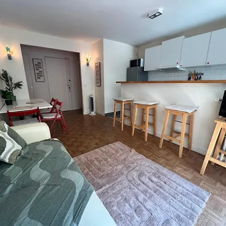 Tour Eiffel Théatre Appartement